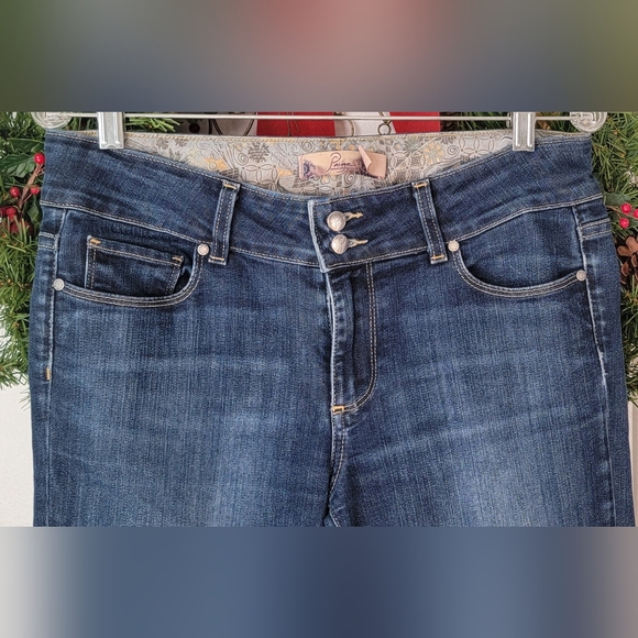 PAIGE Hidden Hills Low Rise Flare Leg Jeans Womens 30 Med-Dark Wash Light Distre - Picture 3 of 14